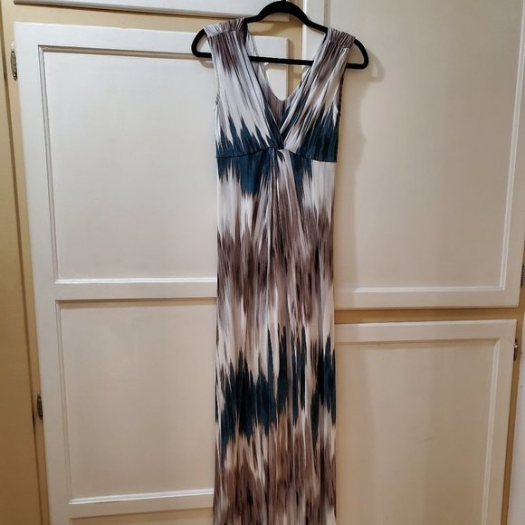 Soma Dresses & Skirts - Soma Reversible Sleeveless Maxi Dress